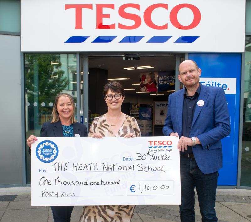 Tesco celebrates its new Laois store with a donation to Portlaoise School