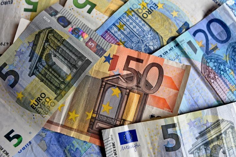 Laois men are paid a lot more money than Laois women in work