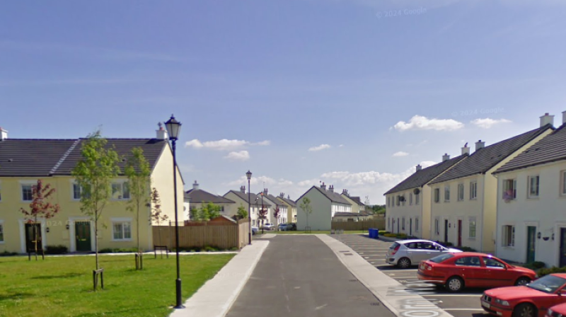 Mystery 'large steel structure' an eyesore for Portlaoise residents
