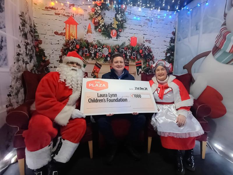 Santa's Laois stop at thePortlaoise Plaza raises vital funds for Laura Lynn Children's Hospice