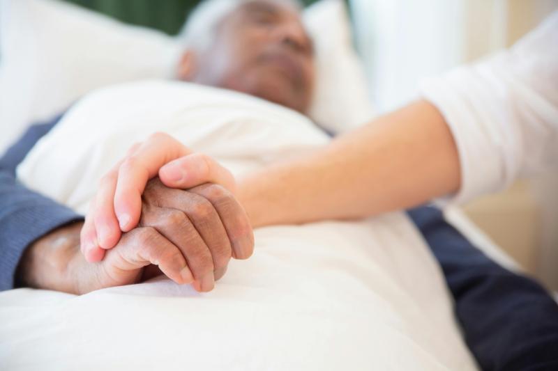 Just one HSE social worker to help Laois and Offaly cancer victims and families