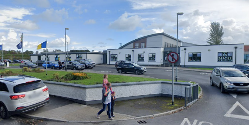 Laois school lifts lockdown following arrest of man