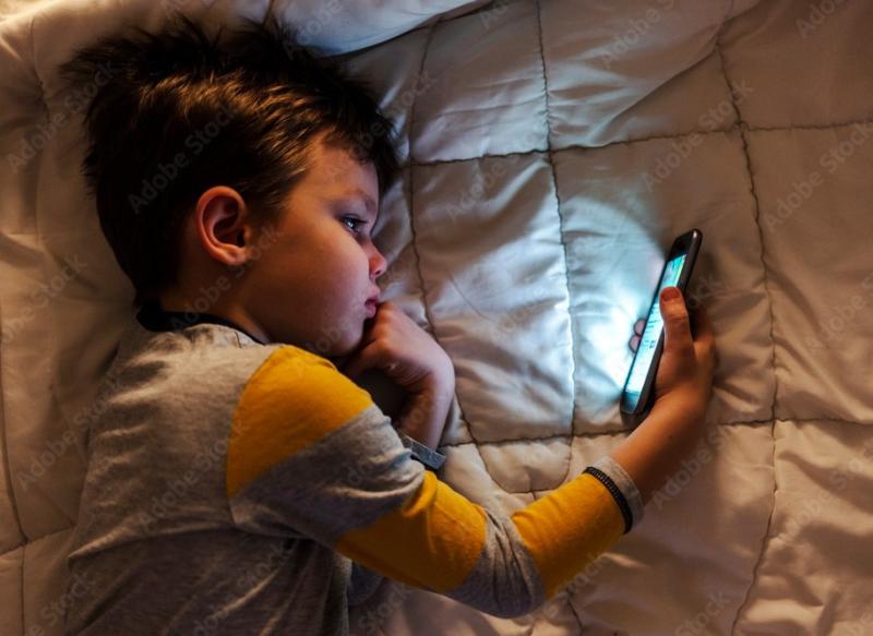 OPINION: School phone bans put parents in an awkward position