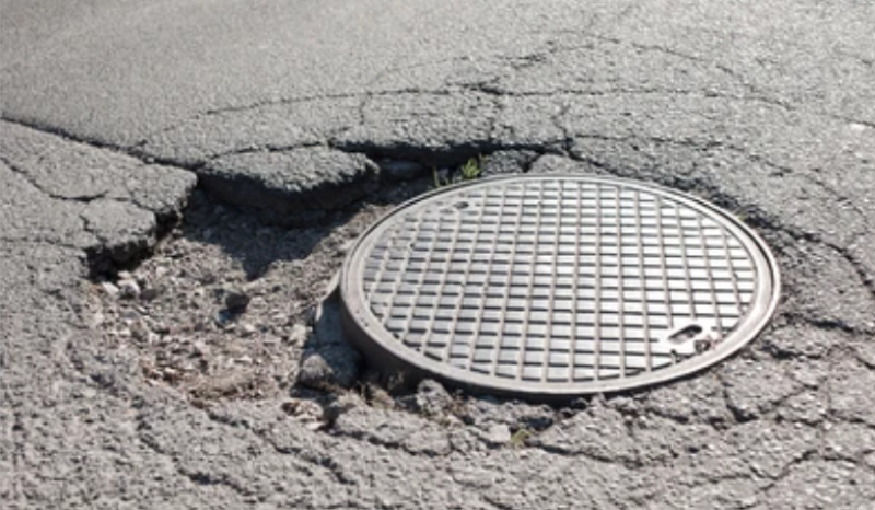 Hopping manhole covers 'keeping Laois town awake at night'