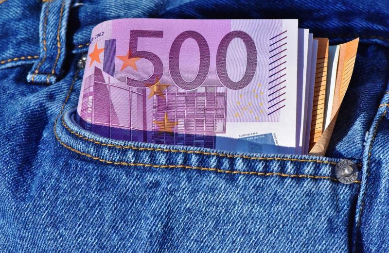 Budget 2026 Calculator: How much will I get as a worker, parent or pensioner?
