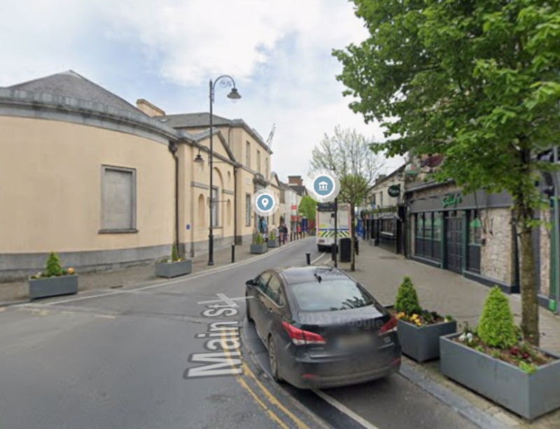 Man burgled pub on Laois Main  Street and left phone and bag behind