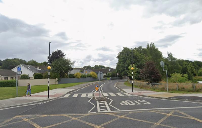 'Jagged stumps' bollards a danger to Portlaoise schoolchildren