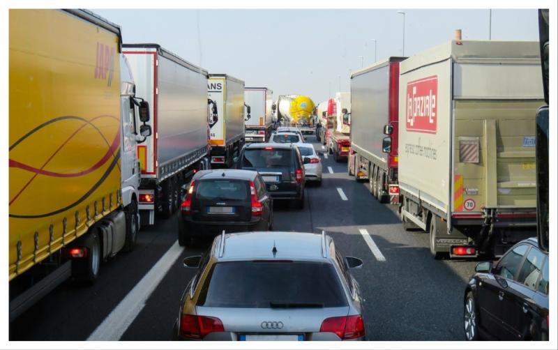 Demands to end 'motorway misery' intensify as Laois commuters face daily nightmare