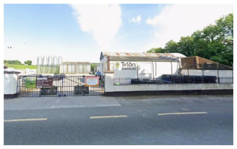 Tractors can't cross road safely at Tirl&aacute;n premises in Laois, says local councillors