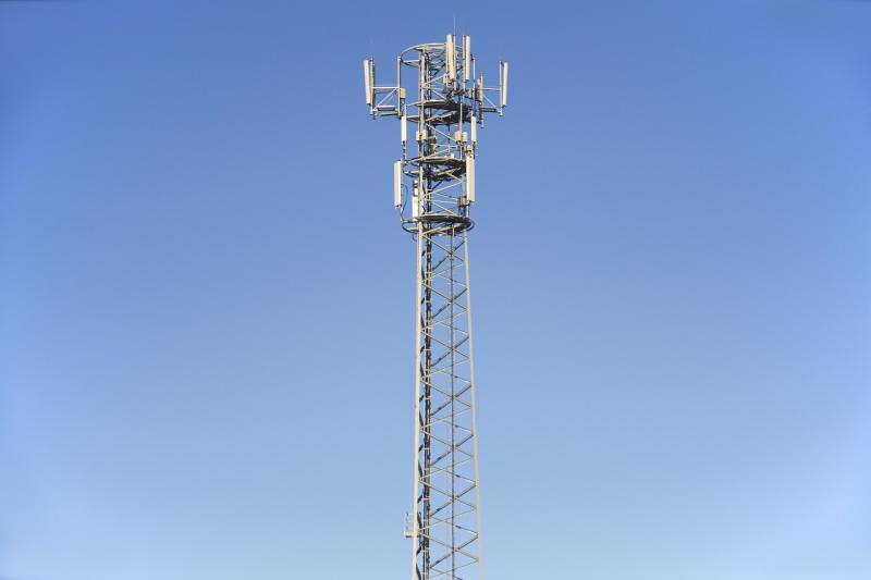 Laois village to get high-speed internet with proposed new mast on GAA grounds