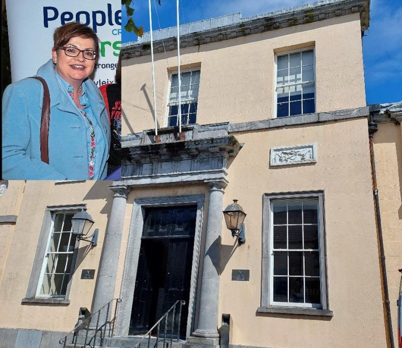 Tributes paid to retiring Laois Court Registrar Sheila Larkin