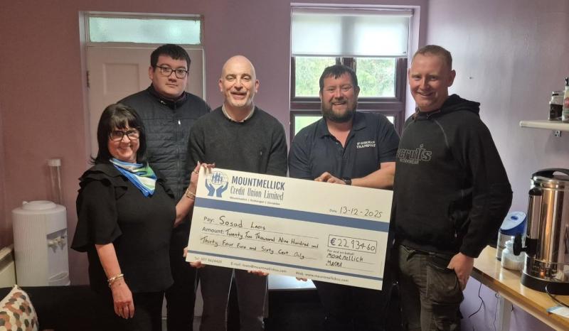Laois Macra group raise thousands for Portlaoise charity through tractor and truck run