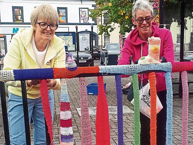 Mountmellick gives back to its colourful yarnbombers Laois Live