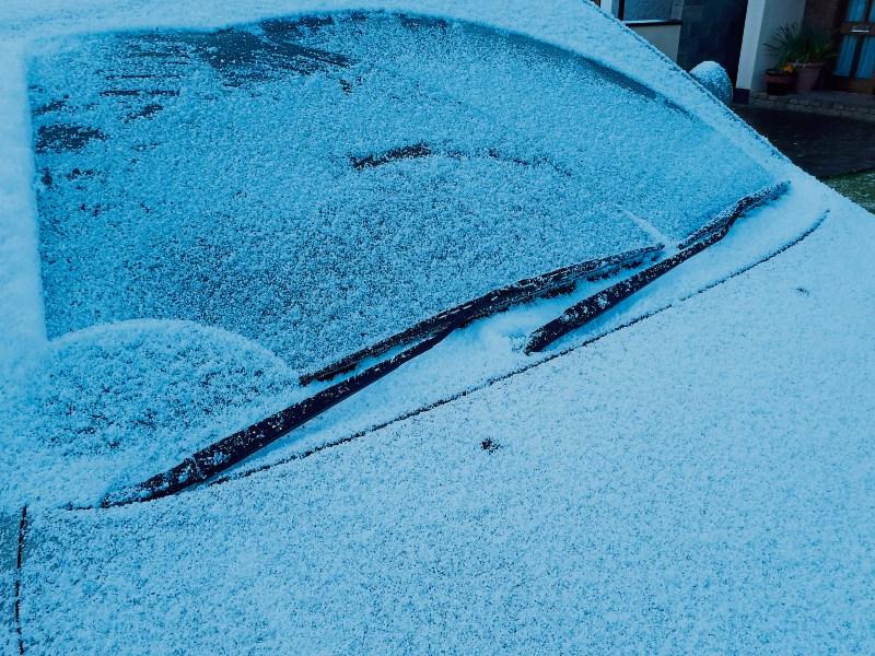 Cars should not be left while being defrosted