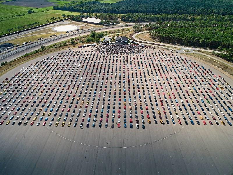 World record for largest Ford Mustang parade