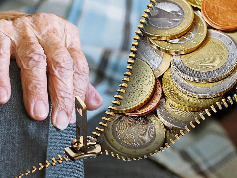 Pension age change ‘unfair and unjust’ says Laois councillor