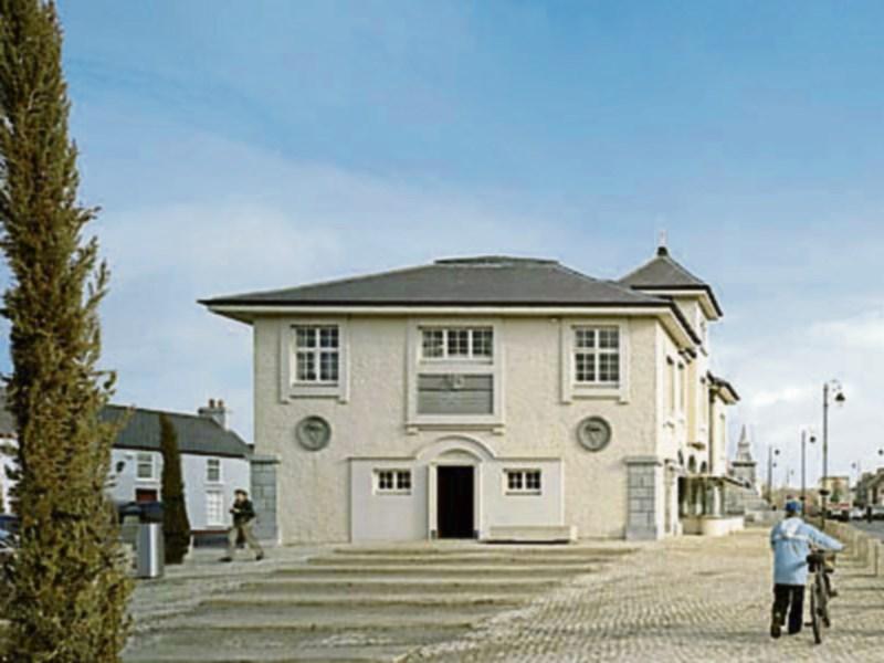 Librarians vote for action