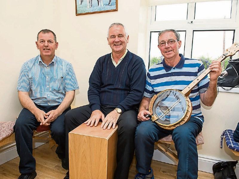 Ratheniska's musical instrument maker