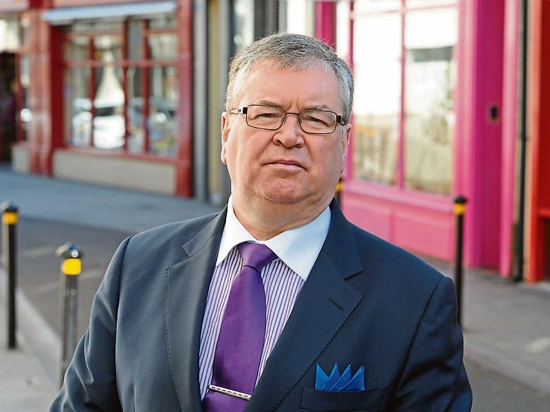 Irish man baffled as Joe Duffy's Liveline blares on streets of Luxembourg at 3am