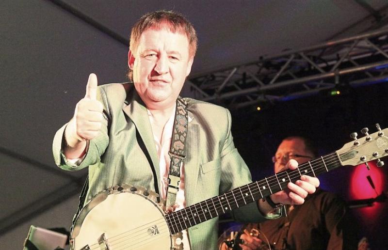 Country Music star Declan Nerney in the field for racecourse BBQ fun at Naas