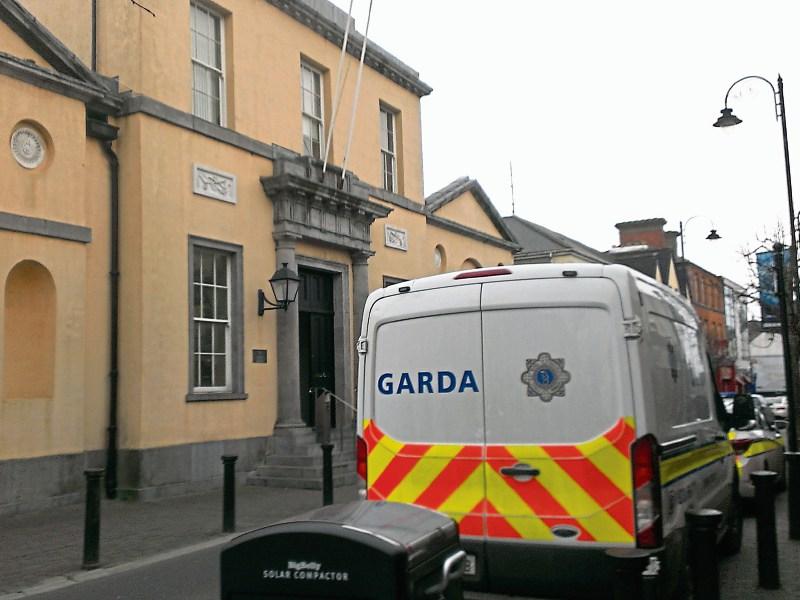 Roscrea man made threats to 'box the head off' mother of his son