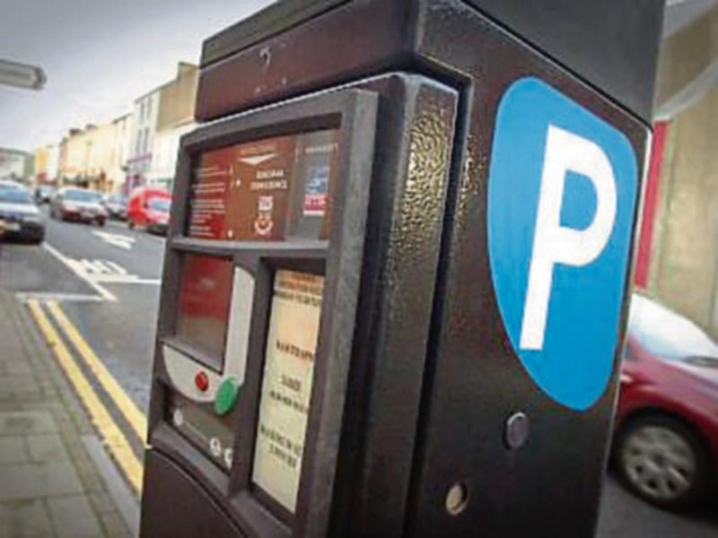 Free one hour parking in Offaly town from now to Christmas