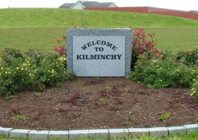 Concern that Portlaoise elderly slipping on muck may break a hip