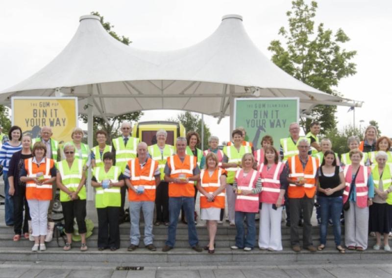Staff from LCC Environment section with Laois Tidy Towns members at the Civic Plaza, Portlaoise for the mid campaign boost of the Gum Litter Task Force initiative 2014.Picture: Alf Harvey/hrphoto.ie