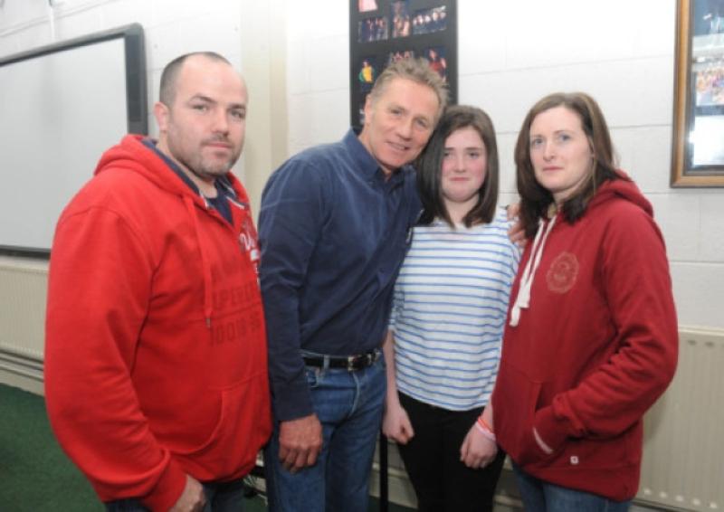 St Pauls Secondary School, Monaterevin. Sen. Eamon Coughlan is visiting them to celebrate their Active School's programme. Ger Haven, Eamon Coughlan, Brooke & Mairead Haven, (Brooke had Heart Surgery in Crumlin Hospital Year 200. for further information Phone 087-2250620)   Photo. Jimmy Fullam.