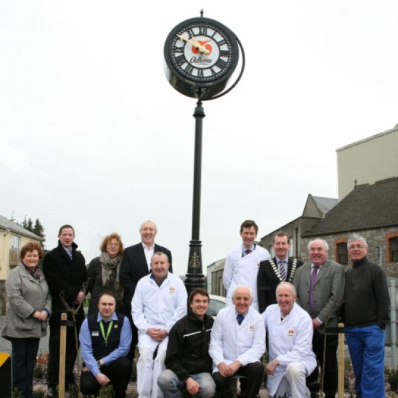 Pictured at the roundabout at Odlums Mill, Station Road, Portarlington to mark the installation of a clock and flowerbeds were (front) Ivars (Manager, Lidl -sponsors of flowerbeds), Joe Muldowney (Odlums Staff), John Carey (Horticulturist), Pat O'Mahony and Tom Kavanagh (Odlums Staff). Back: Ann Dunne (Secretary, Dirty Old Towns committee) Paul Regan (Sales Operation Manager Lidl) , Margaret Guijt-Lawlor and Matt Dunne (Dirty Old Towns committee), Nigel Odlum (Operations Director Odlums), Cllr Paul Mitchell (Chairman, Laois County Council), Willie Murphy (President, Portarlington Lions Club) and Jim O'Neill from Odlums.               Photo: Michael Scully .