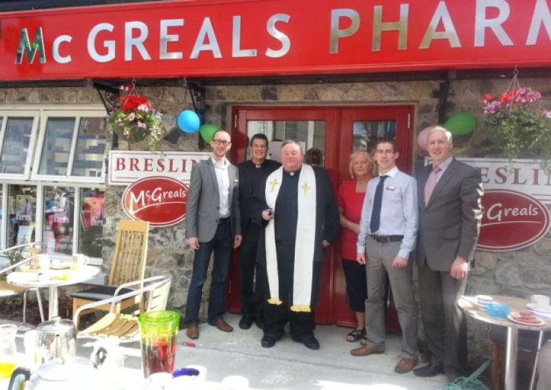Great craic was had by both young and old at the official opening of Breslin McGreals Pharmacy at Kilnacourt Primary Care Centre in Portarlington on Friday 6th September.