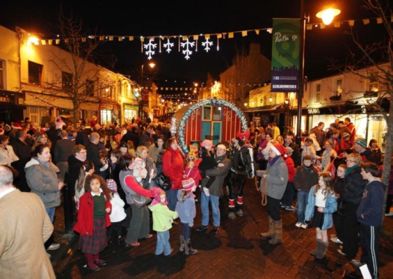The turning on of the Downtown Portlaoise Christmas Lights on Main Street Portlaoise on Friday evening. Picture: Alf Harvey.