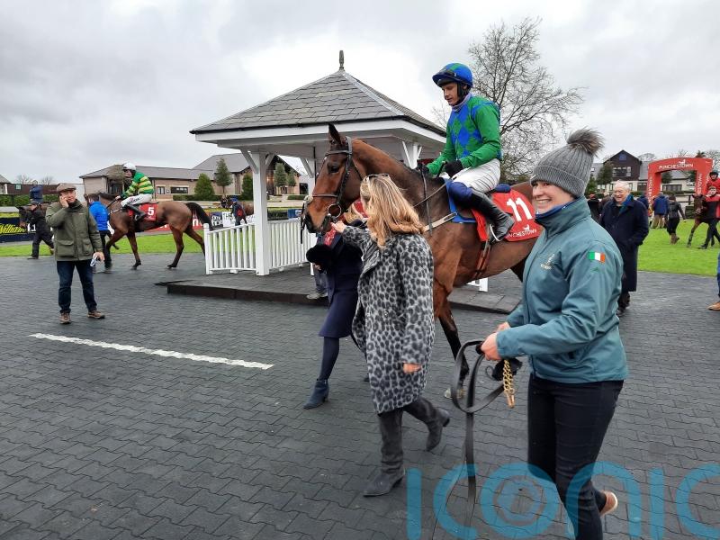Kilcruit belatedly opens his account over hurdles with straightforward success at Punchestown
