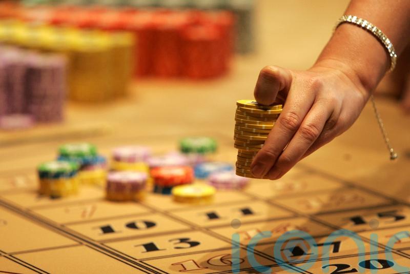 Men five times more likely to be at-risk gamblers, gambling trends study finds