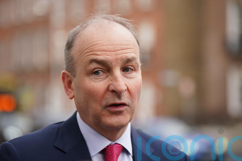 Government under fire on evictions as no-confidence vote looms