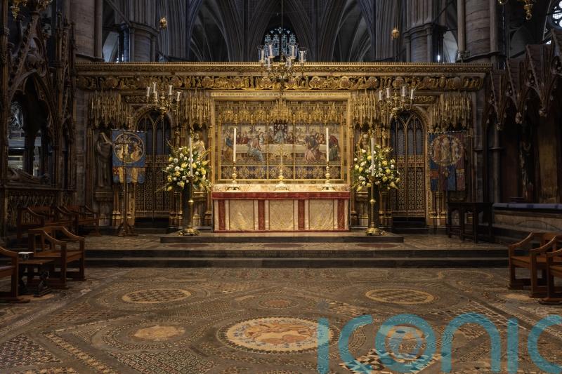 Taoiseach urges respect for UK monarchy amid RTÉ TV coverage row