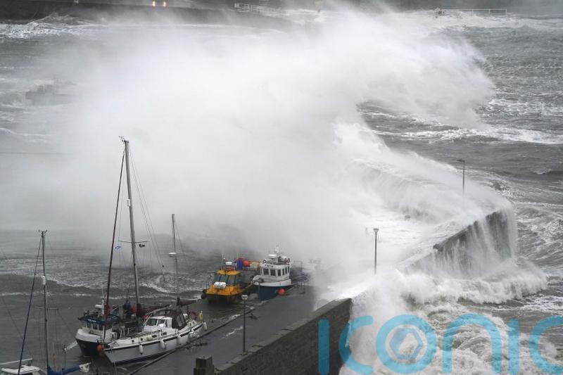 Millions get Storm Éowyn emergency alert from Government in Scotland