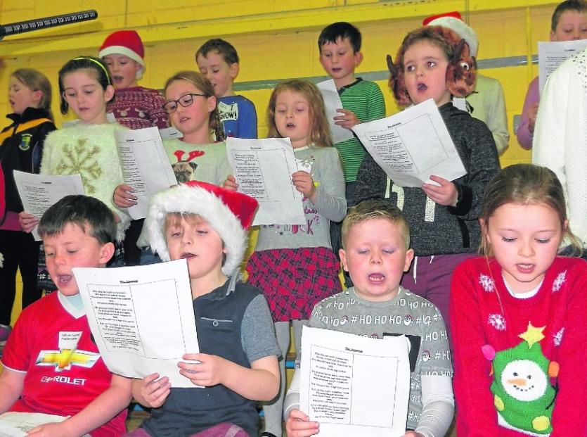 Carol singers at Scoil Mhuire NS, Abbeyleix