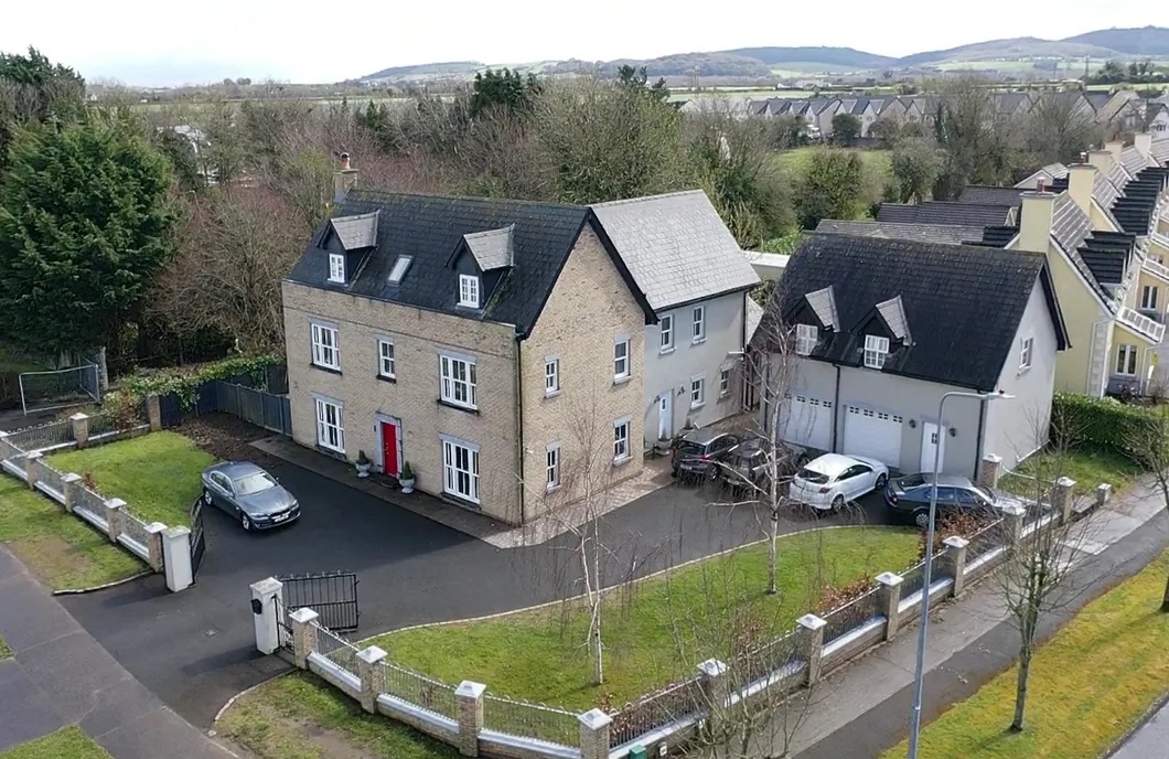 PROPERTY WATCH Take a look around this incredible home in the Midlands