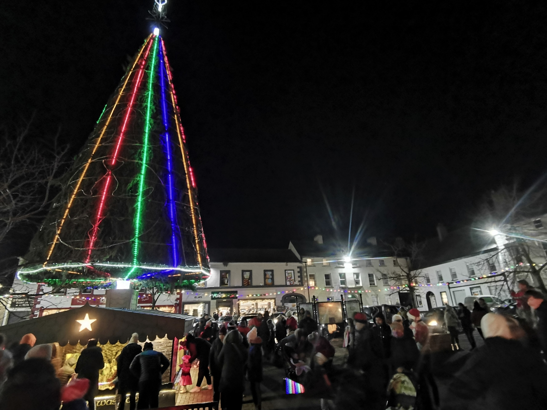 Laois town turning off Christmas lights over rising costs Ireland Live