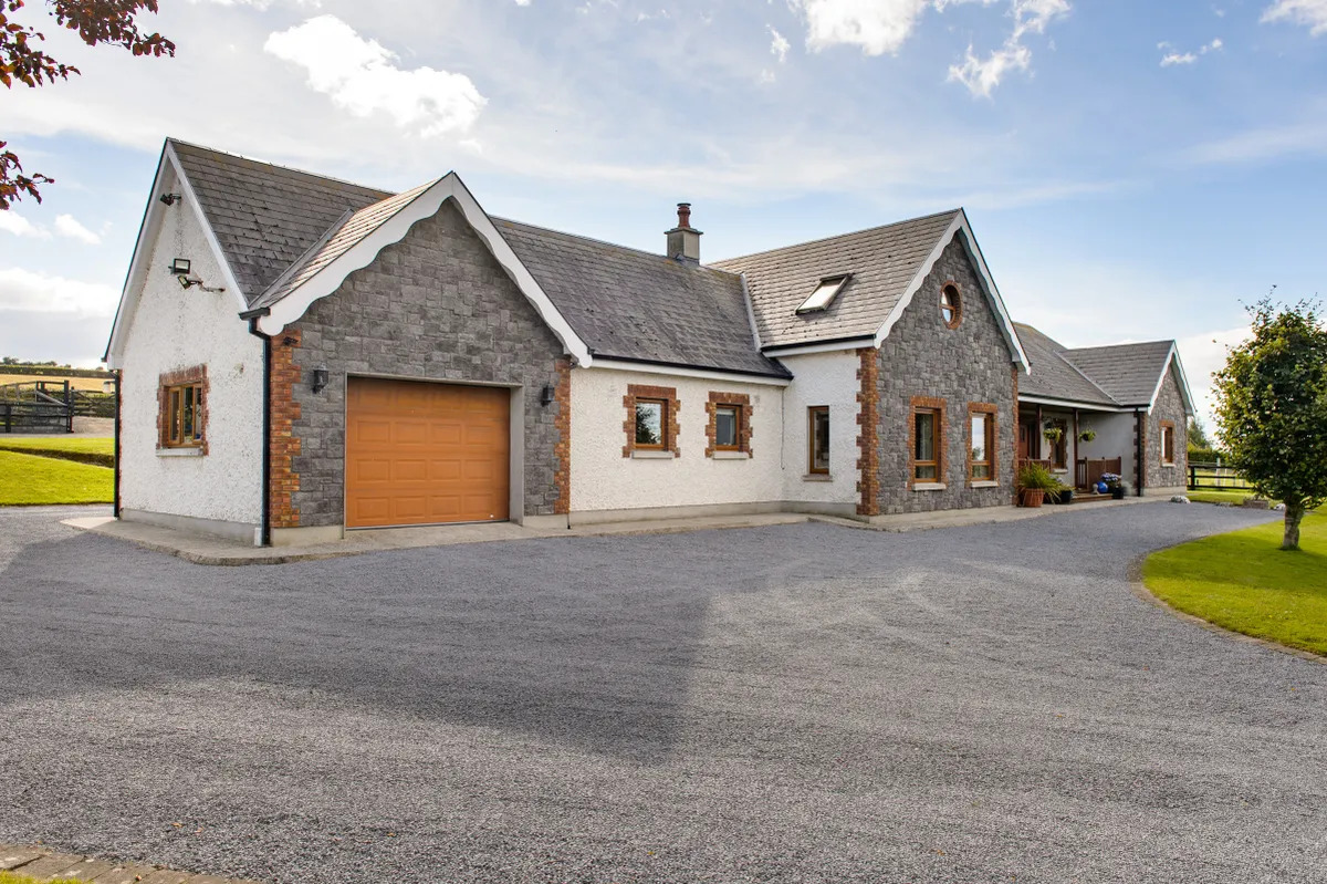 PROPERTY: Spectacular horse ranch style house in the Midlands for sale ...