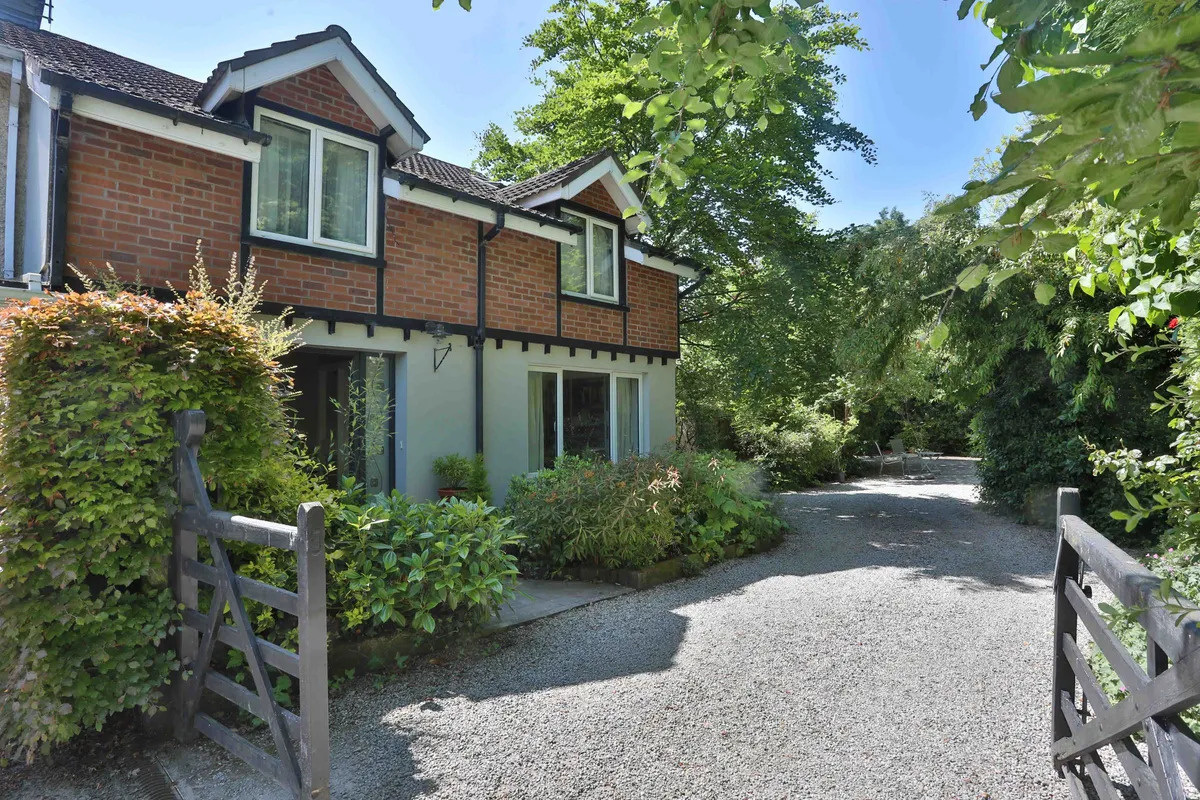 PROPERTY WATCH Portlaoise family house with stunning secret gardens in town centre Page 1 of