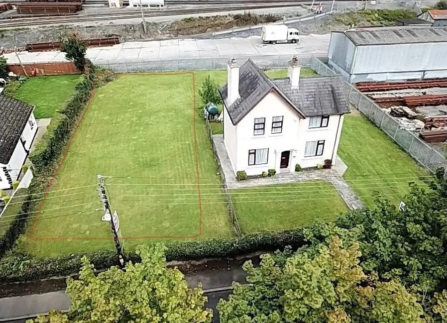 Laois garden rezoned by council goes on sale for €80,000 Laois Live